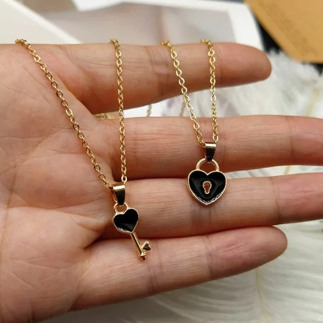 1 Pair Cartoon Cute Couples Men Women Paired Pendants Necklace Hip Hop Fashion Chain Girl Accessories Student Sisters Girlfriend