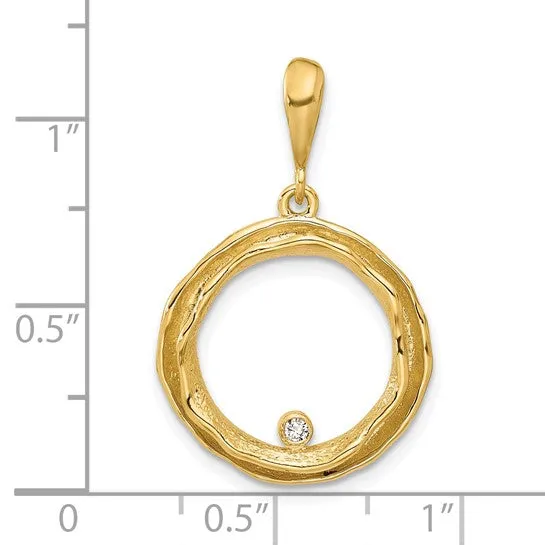 14K Textured Diamond Wavy Open Circle Pendant