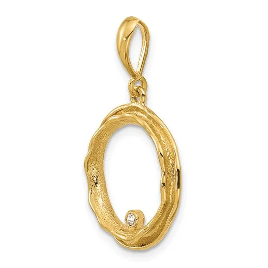 14K Textured Diamond Wavy Open Circle Pendant