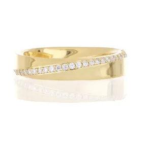 18k Yellow Gold Ladies' Diamond Mobius Wedding Band