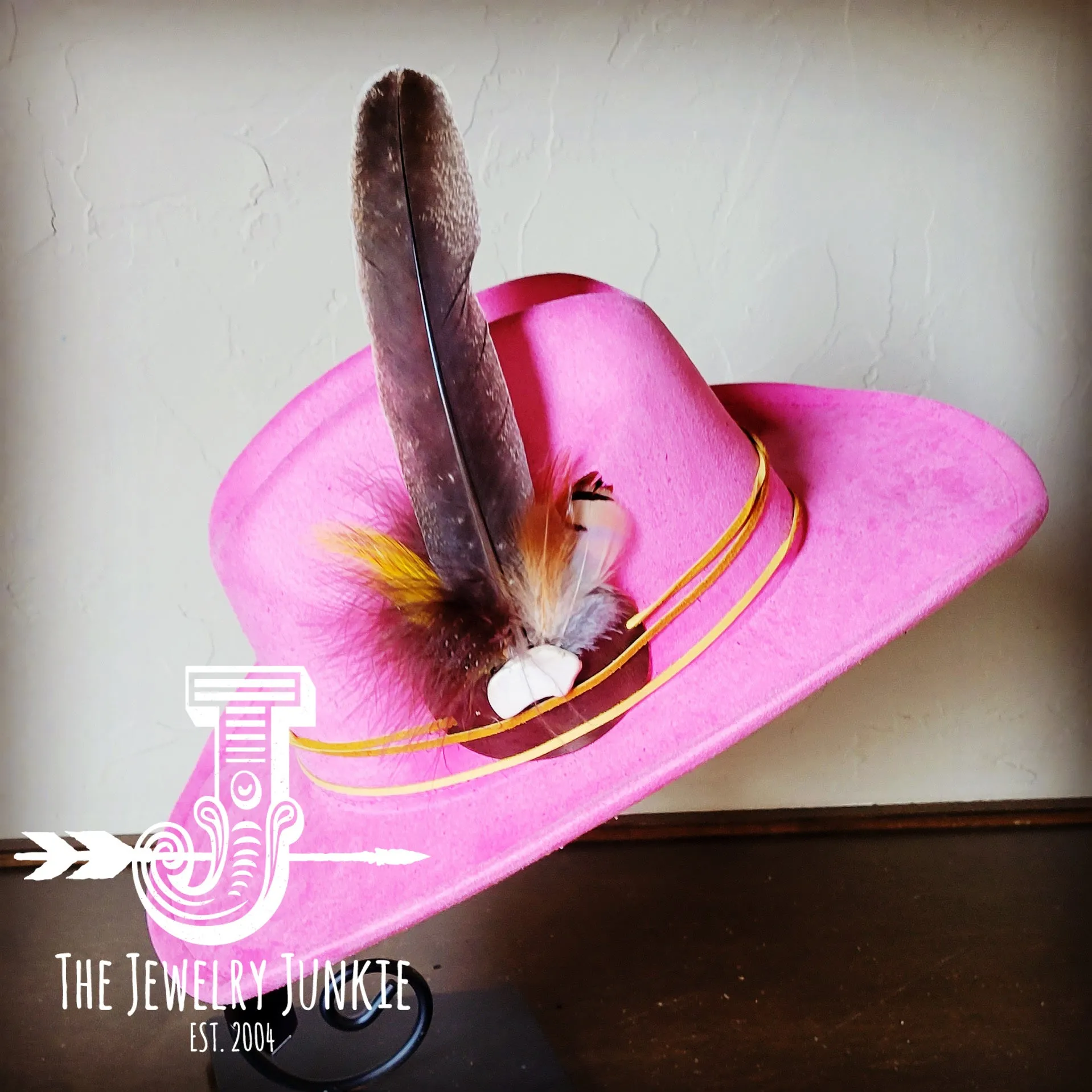 **Cowgirl Western Hat & Peacock Feather Hat Accent-Pink 983c