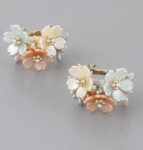 Flower hoop earrings