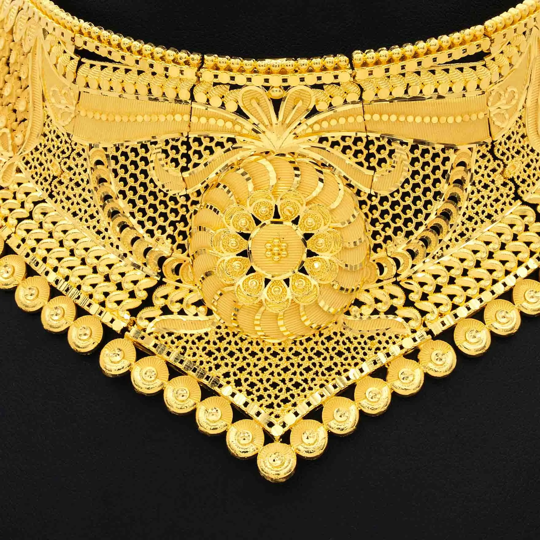 GOLDEN NECKLACE SHORT WITH STUD PGNS5-0321, PGHST18-081