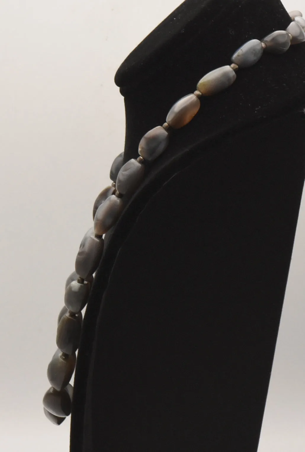 Gray Agate Beaded Necklace - 22.5"