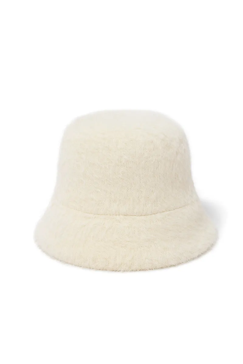 GWBU2124 - Faux angora bucket hat