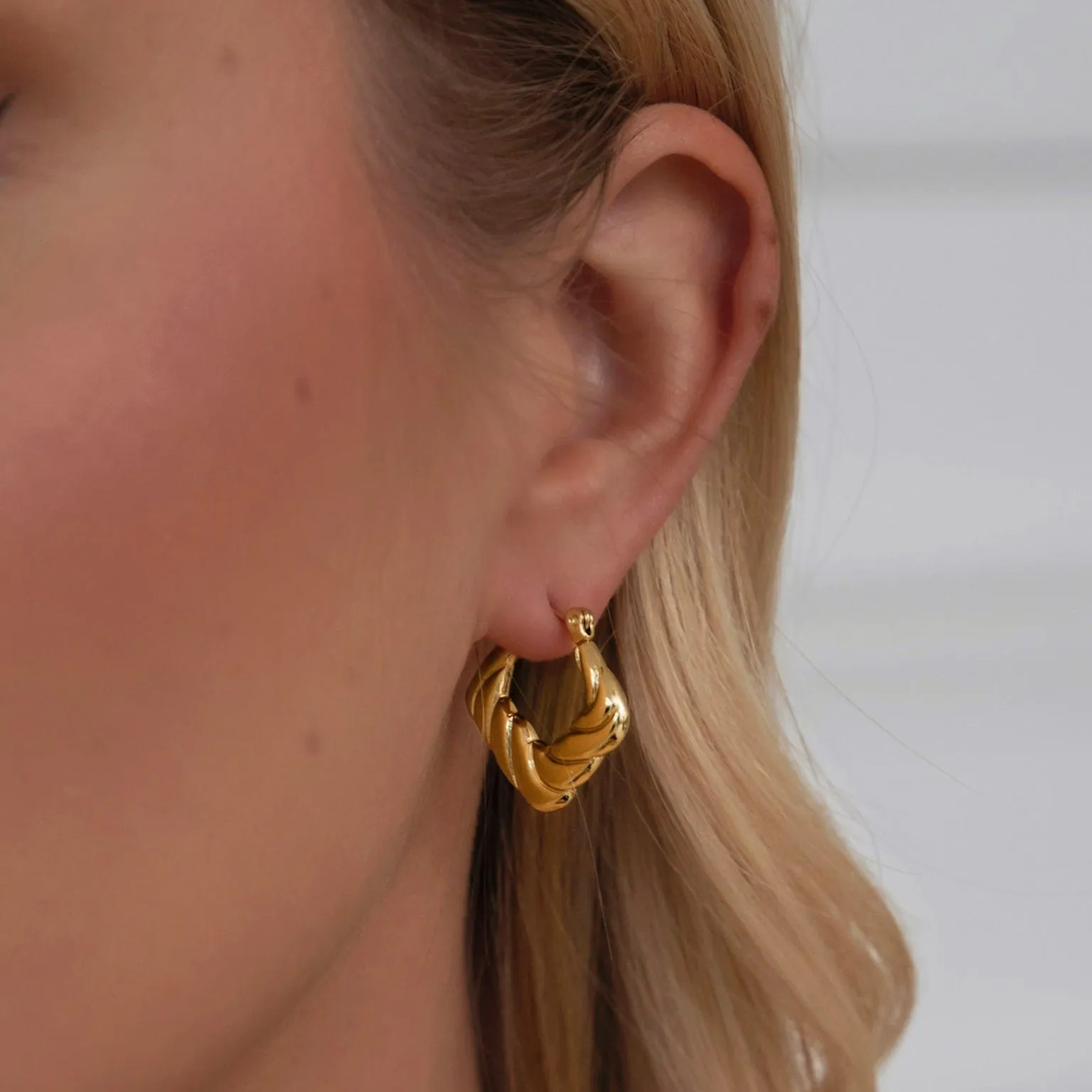 Jax Hoop Earrings