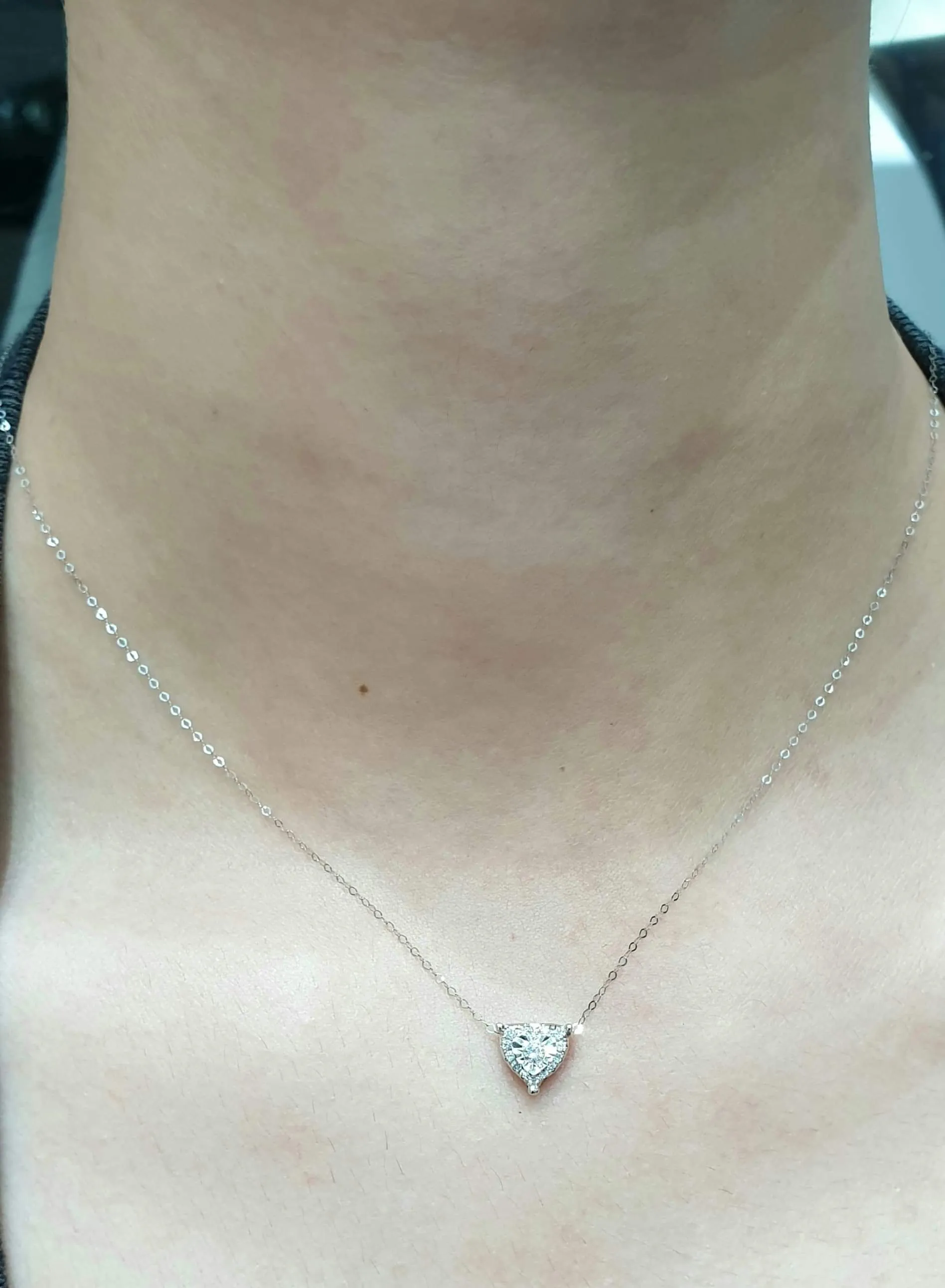 #LoveLVNA | Classic Dainty Heart Diamond Necklace 18kt