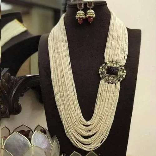 Multi Layered Pearl Side Patch Necklace Set