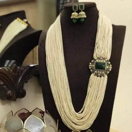 Multi Layered Pearl Side Patch Necklace Set