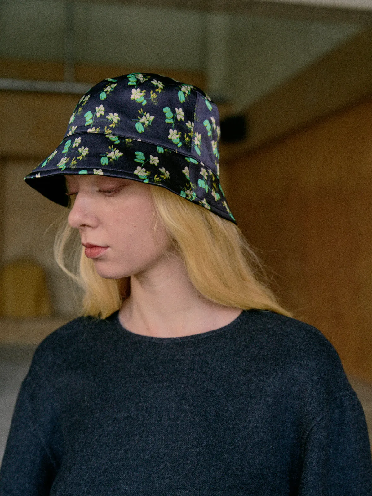 "Beach Blossom" Reversible Bucket Hat - Black