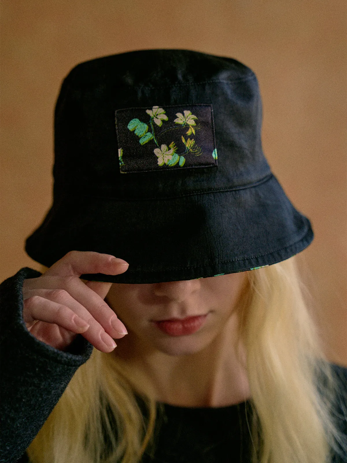 "Beach Blossom" Reversible Bucket Hat - Black