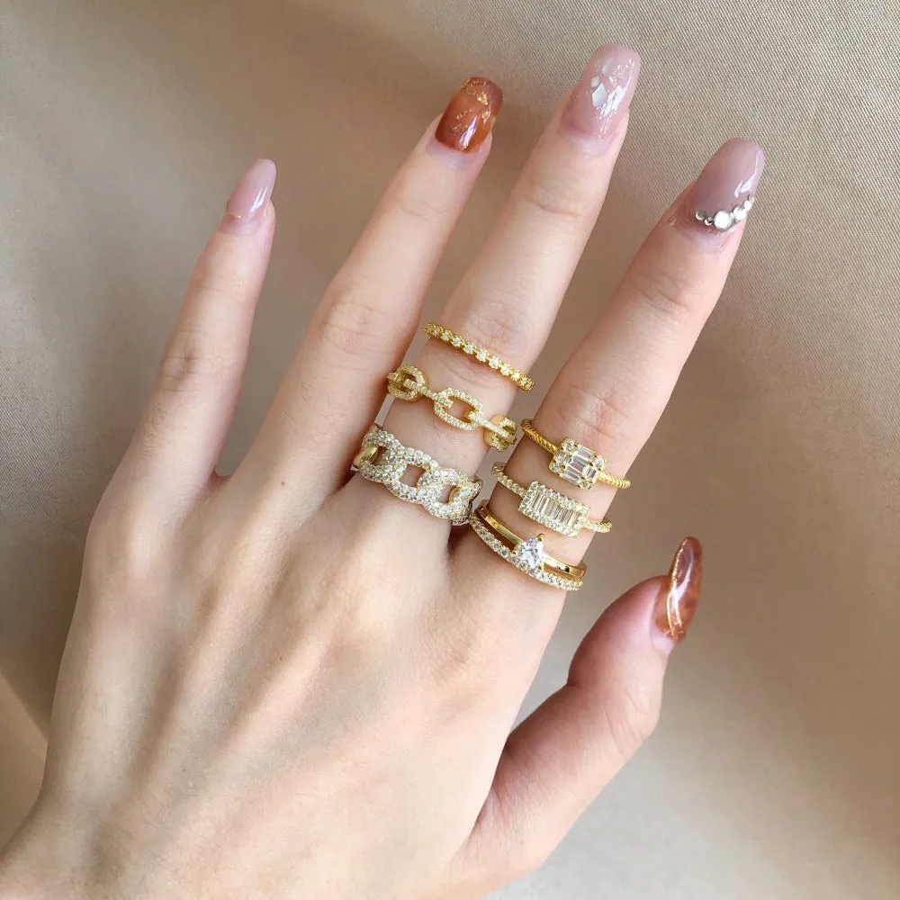 Simulated Diamond Chain Link Ring