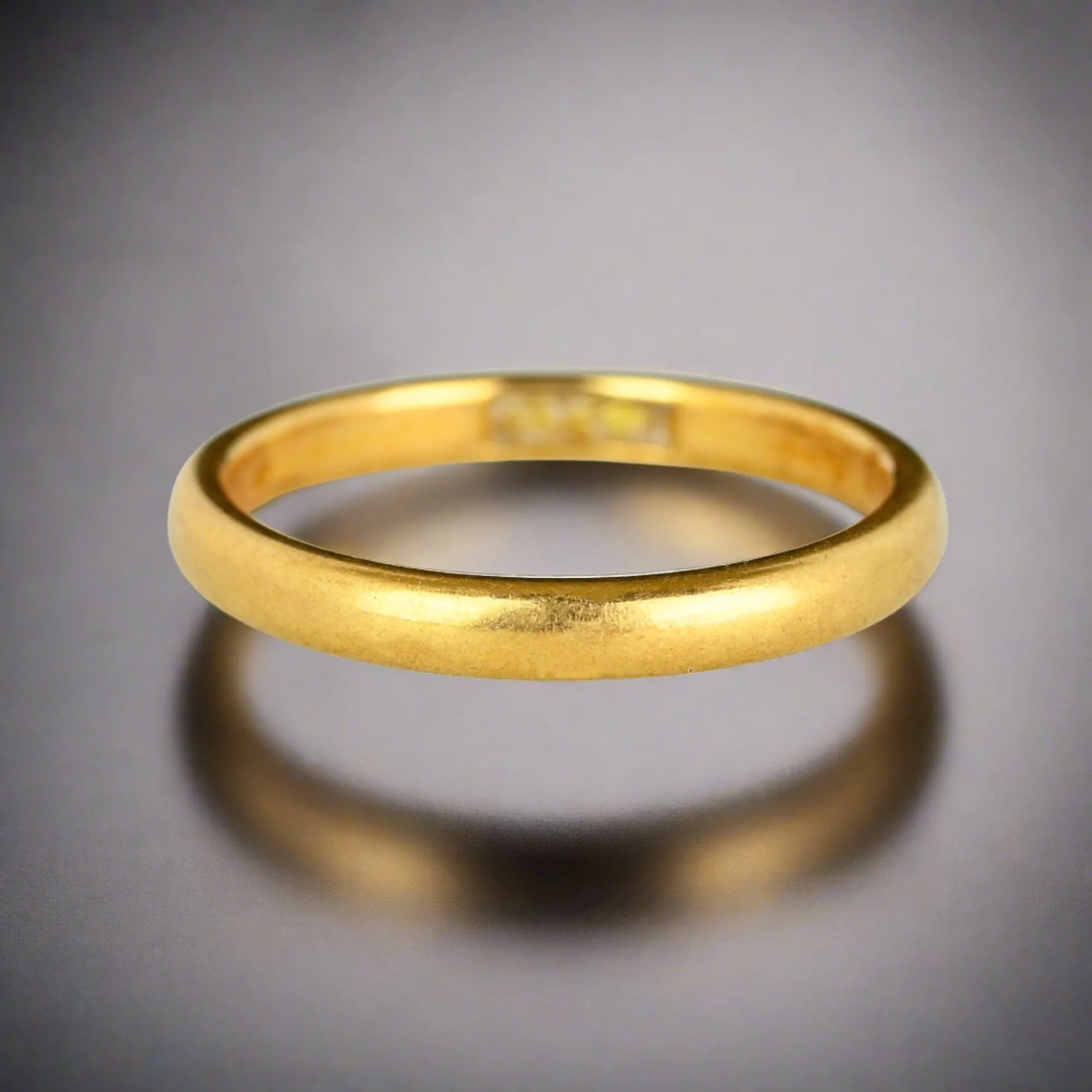 Superb Vintage 14K Gold Eternity Wedding Ring Band