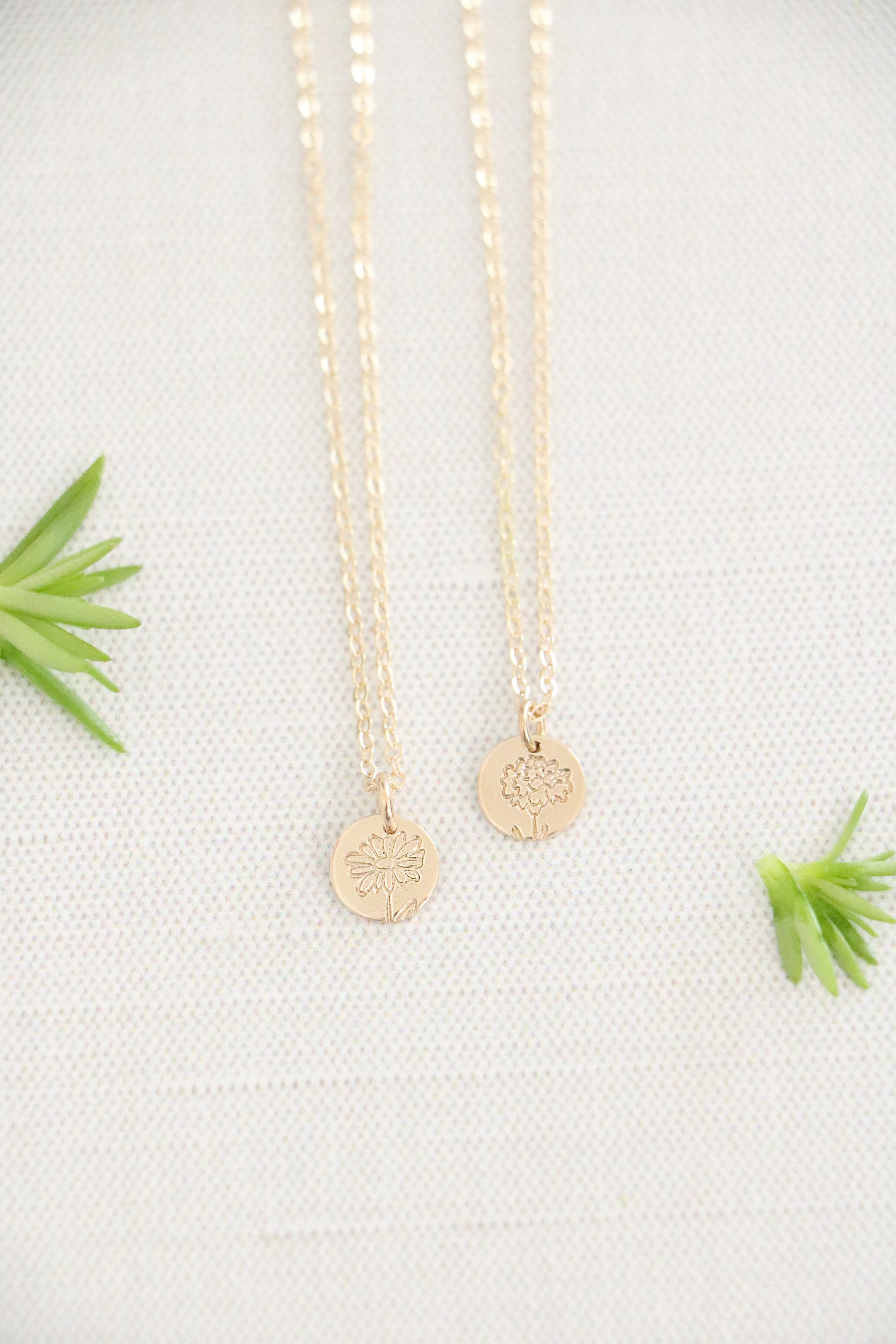 tiny blooms necklace {silver   gold}