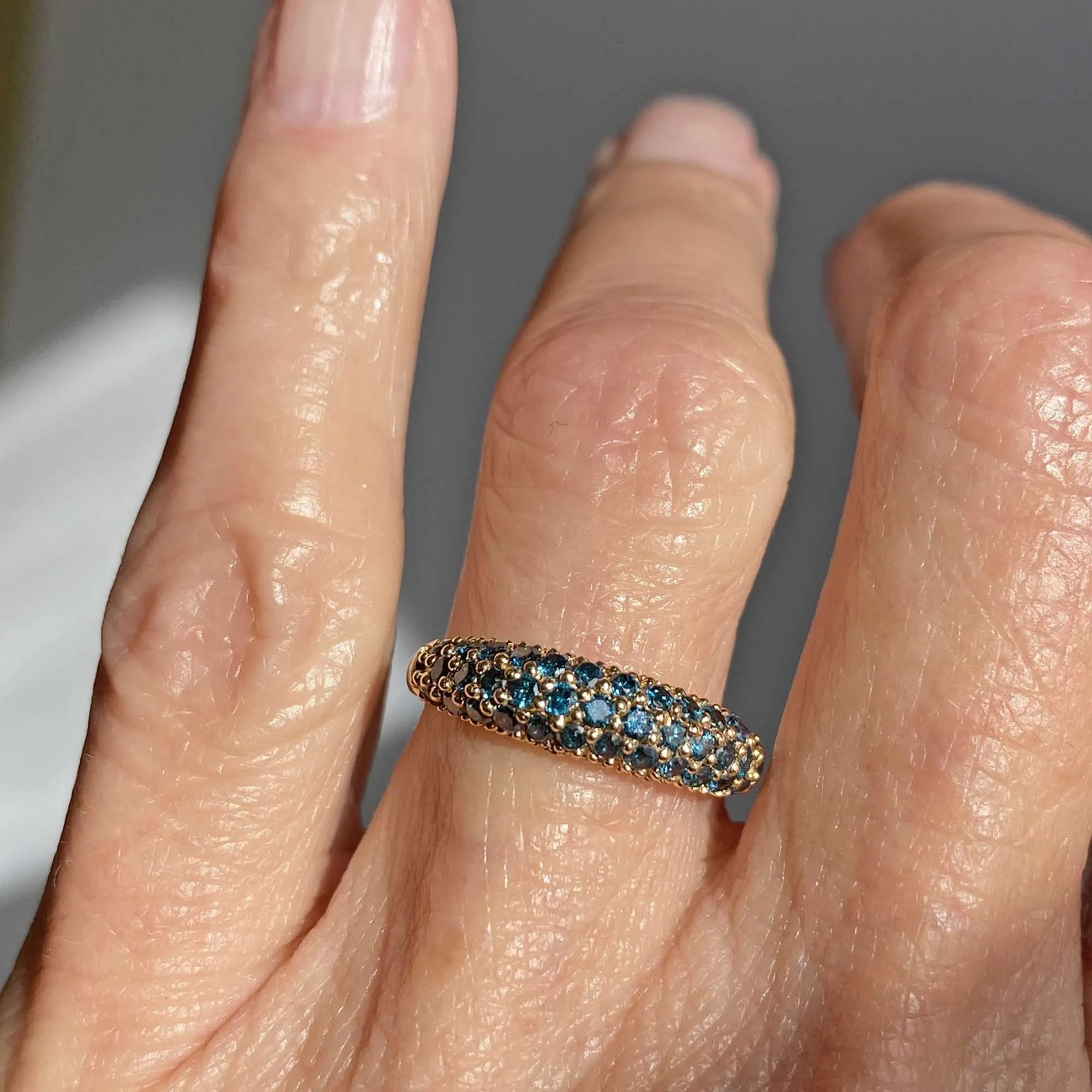 Vintage 14K Gold Blue Diamond Ring Band